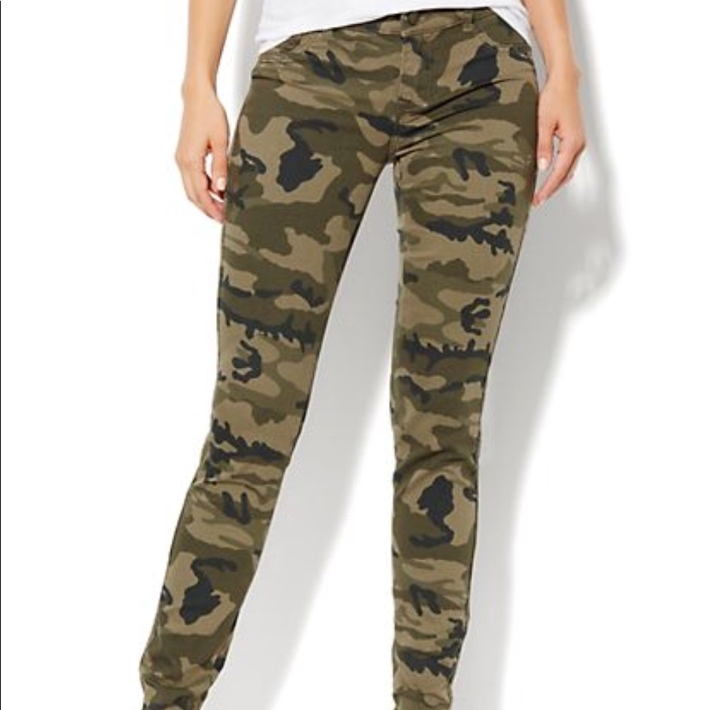 Camo jean leggings-New York and Company